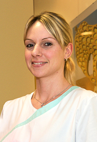 Schwester Lisette, ausgebildete Krankenschwester Schwester Lisette